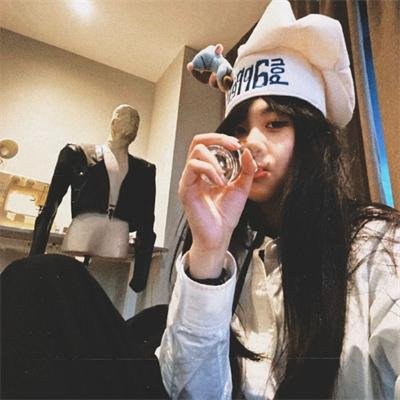 美女试爆场 封面